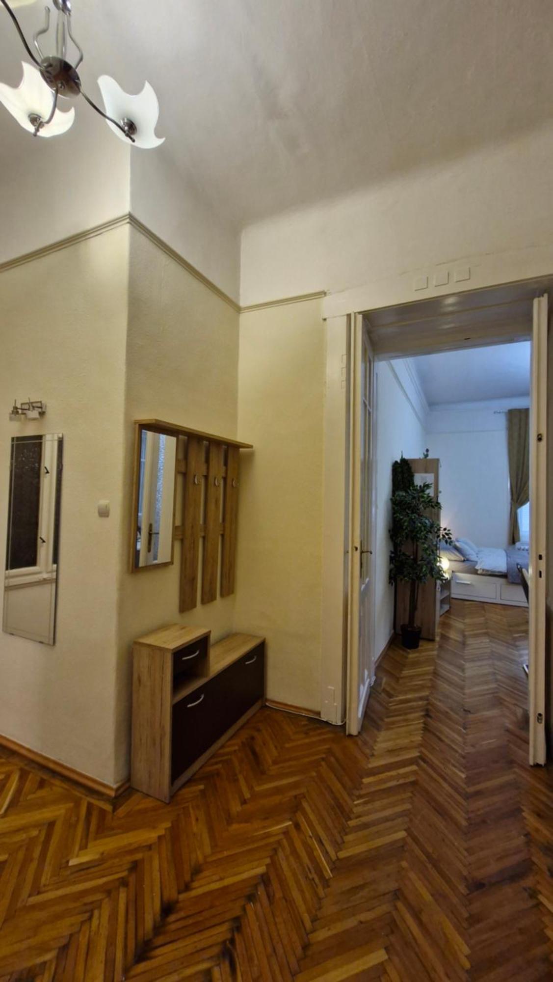 River Center Appartement *