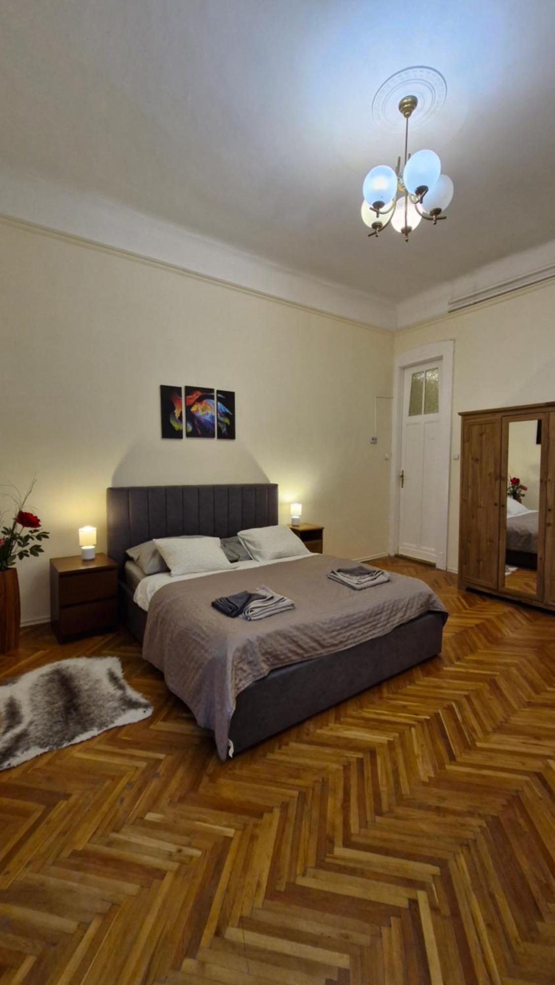 River Center Appartement *